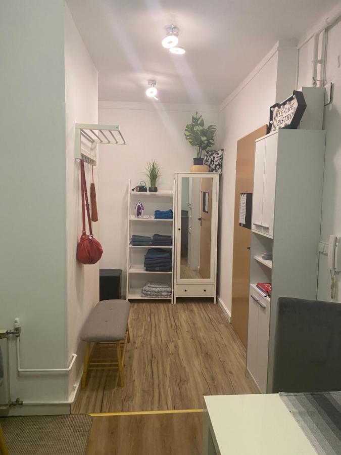 Tatra Apartment By The Danube Fully Accessible Будапеща Екстериор снимка