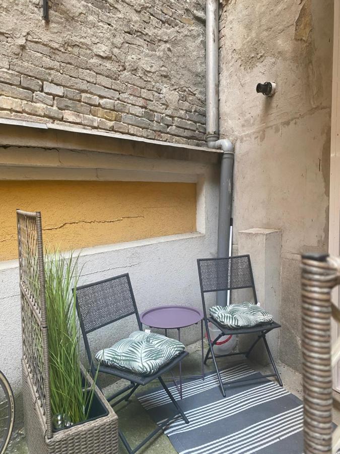 Tatra Apartment By The Danube Fully Accessible Будапеща Екстериор снимка