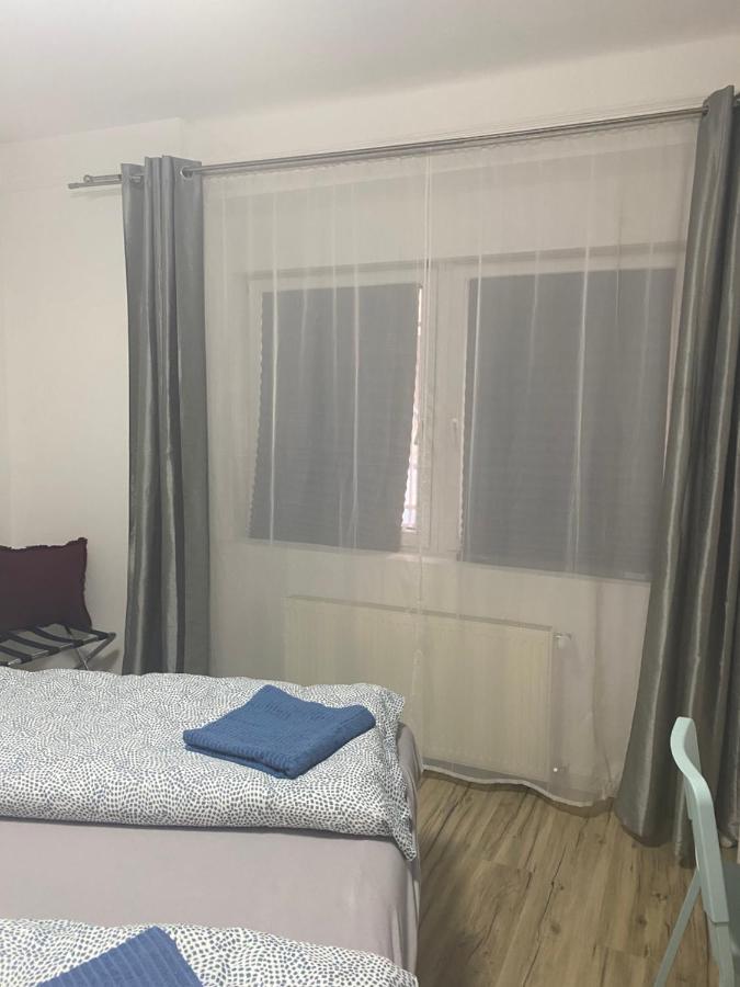 Tatra Apartment By The Danube Fully Accessible Будапеща Екстериор снимка