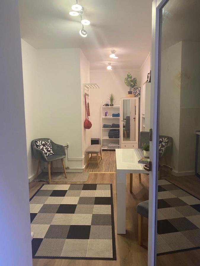 Tatra Apartment By The Danube Fully Accessible Будапеща Екстериор снимка